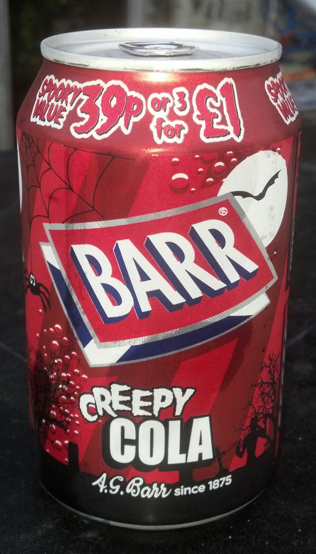 Thirsty Dudes :: Barr Creepy Cola