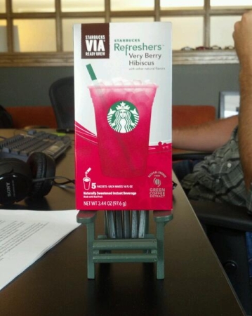 Starbucks Refreshers Very Berry Hibiscus