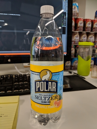 Polar Seltzer Pineapple Pomelo