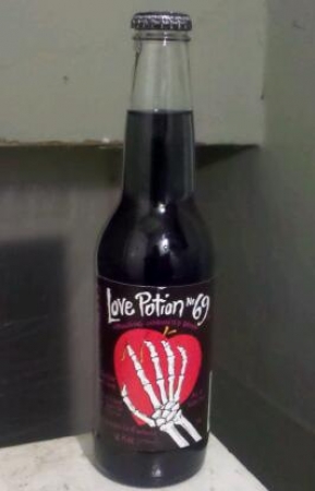 Skeleteens Love Potion No. 69 Purple